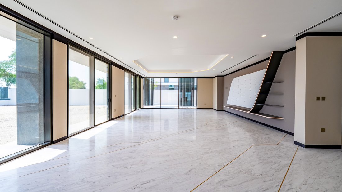 Villa in Hadaeq Sheikh Mohammed Bin Rashid, Dubai, United Arab Emirates 2 - 16265826