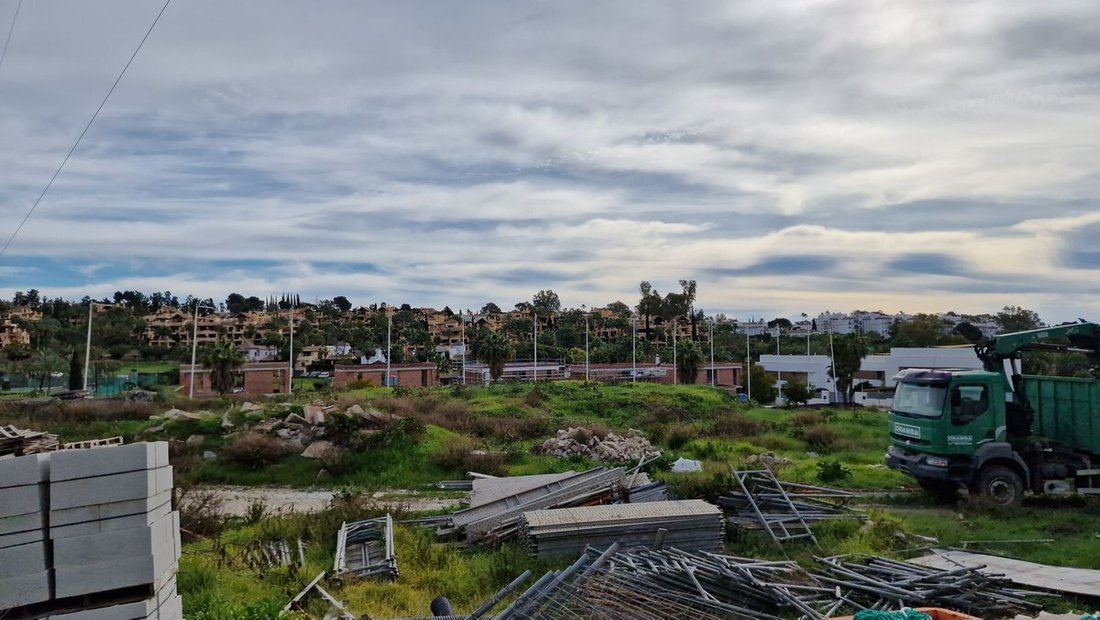 Land in Estepona, Andalusia, Spain 5 - 16272665