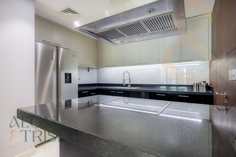 Apartment in Business Bay, Dubai, United Arab Emirates 4 - 16265903