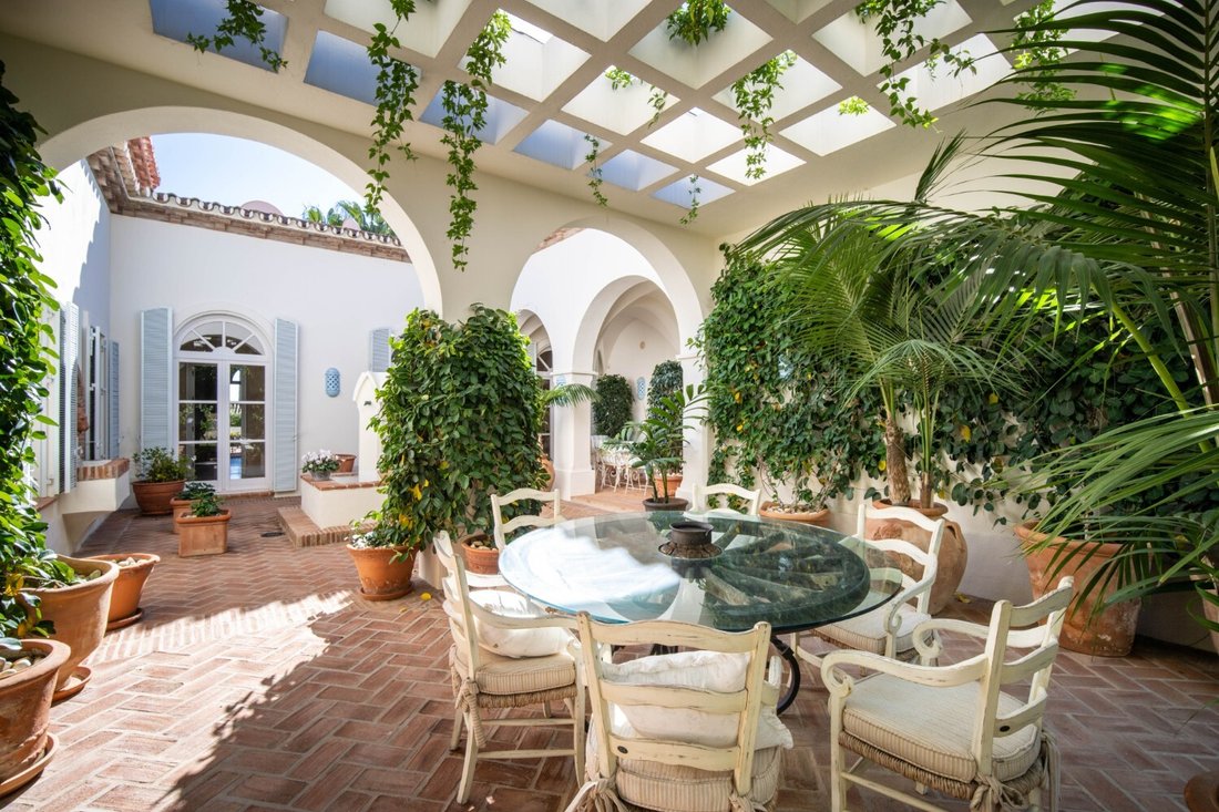 Villa in Sierra Blanca, Marbella, Spain 4 - 16264004