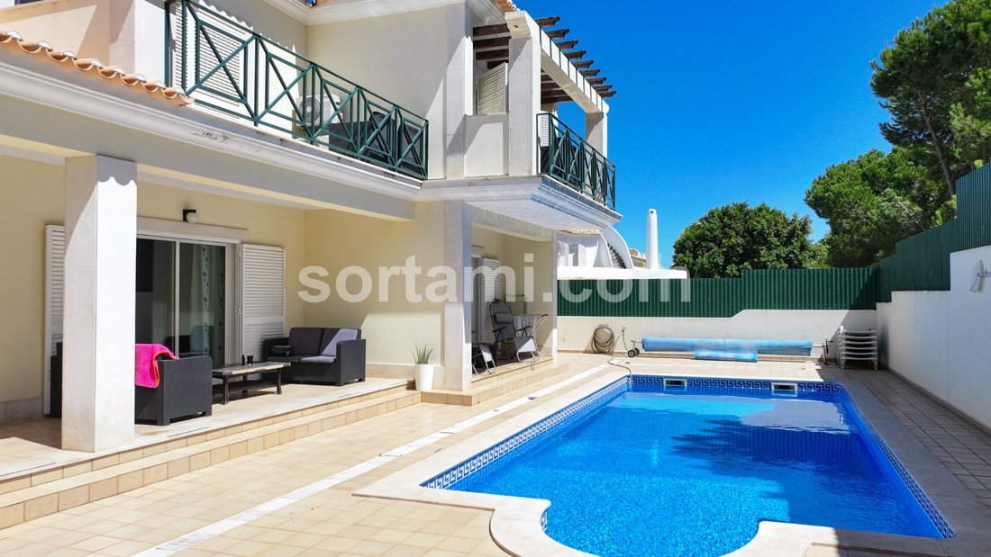 House in Olhos de Agua, Algarve, Portugal 1 - 16268785