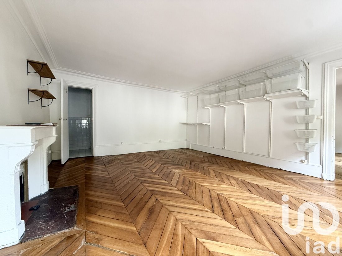 Apartment in Lorette-Martyrs, Paris 9e Arrondissement, Paris 5 - 16269389