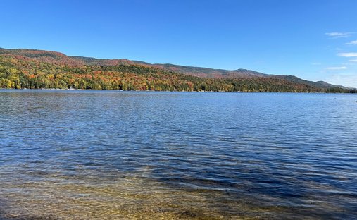 Land in Mont-Tremblant, Québec, Kanada 1