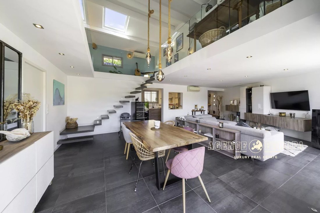 Villa in Mougins, Provence-Alpes-Côte d'Azur, France 5 - 16266123