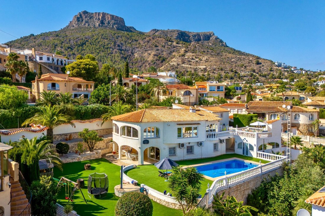 Chalet in Calp / Calpe, Valencian Community, Spain 1 - 15619591
