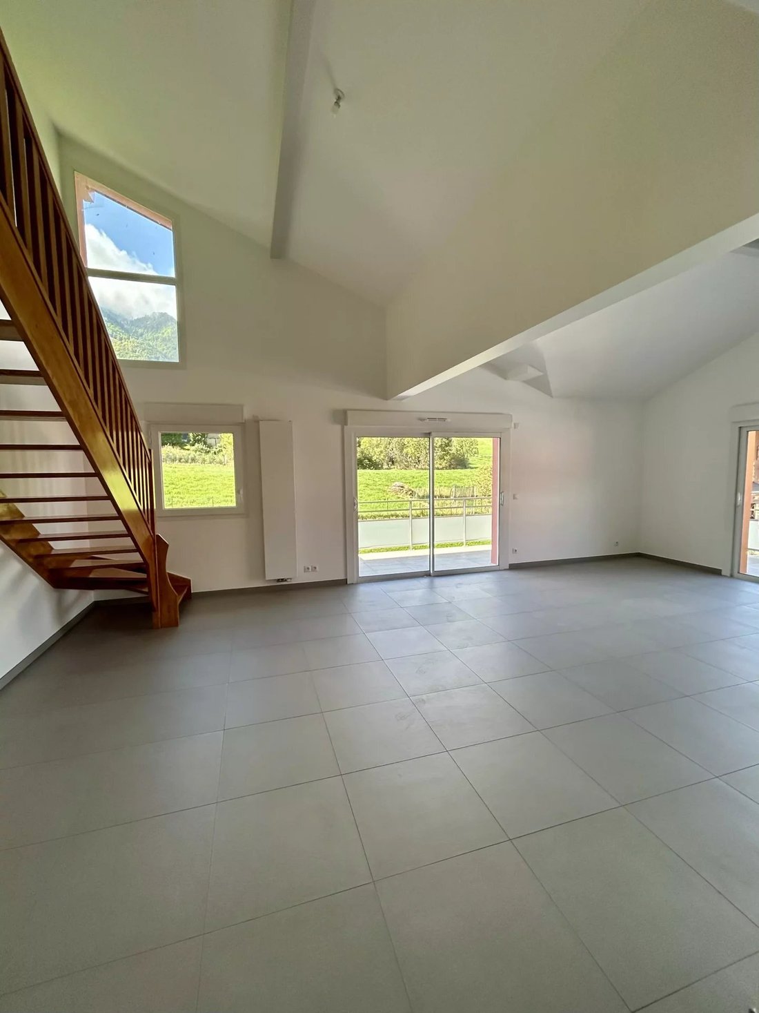 House in Bourg-Saint-Maurice, Auvergne-Rhône-Alpes, France 1 - 16265583