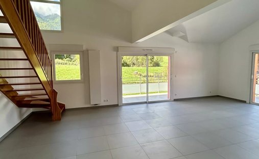 House in Bourg-Saint-Maurice, Auvergne-Rhône-Alpes, France 1