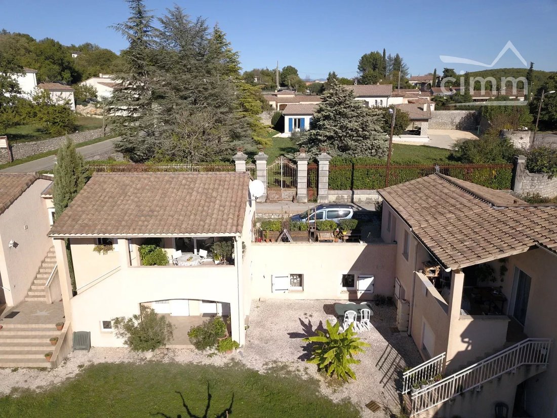 Estate in Chauzon, Auvergne-Rhône-Alpes, France 4 - 16264834