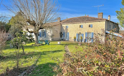 Villa in Gensac, Nouvelle-Aquitaine, France 1