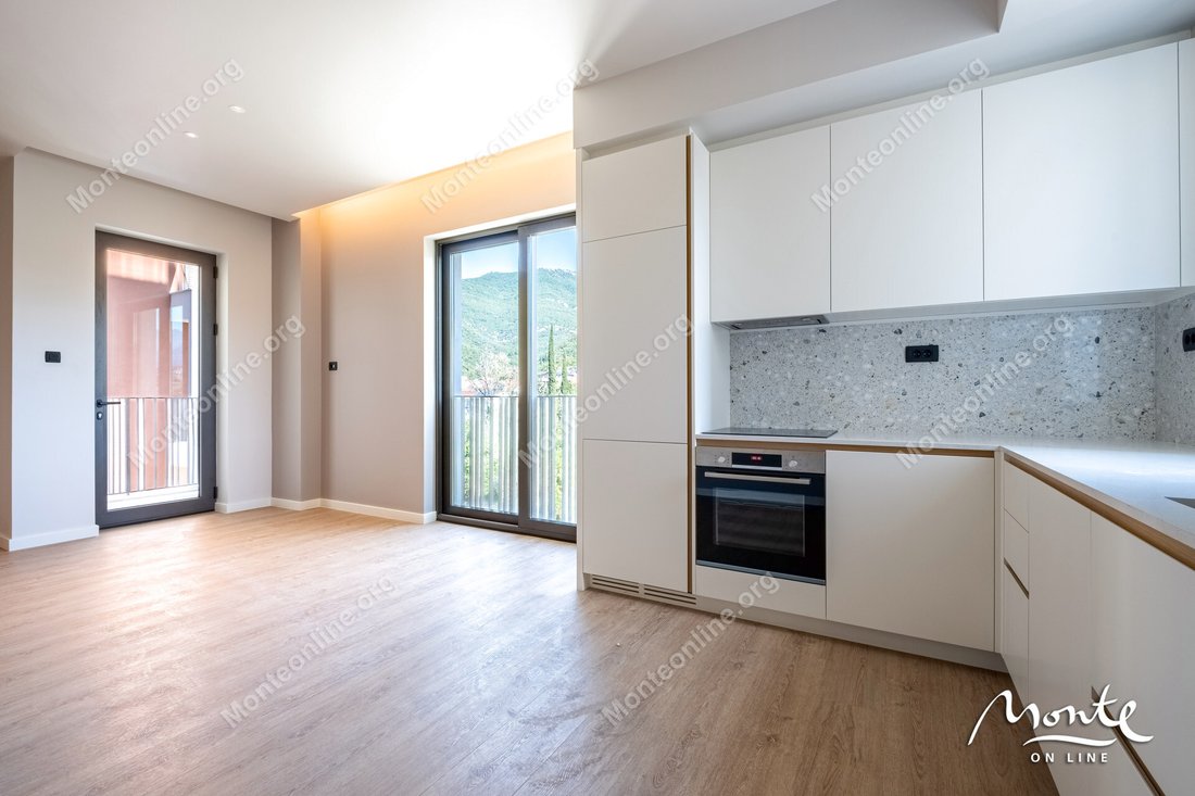 Apartment in Tivat, Tivat Municipality, Montenegro 4 - 16275160
