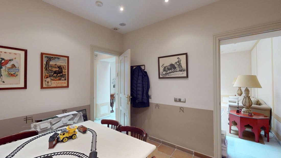 House in Nervion, Seville, Spain 5 - 16277037
