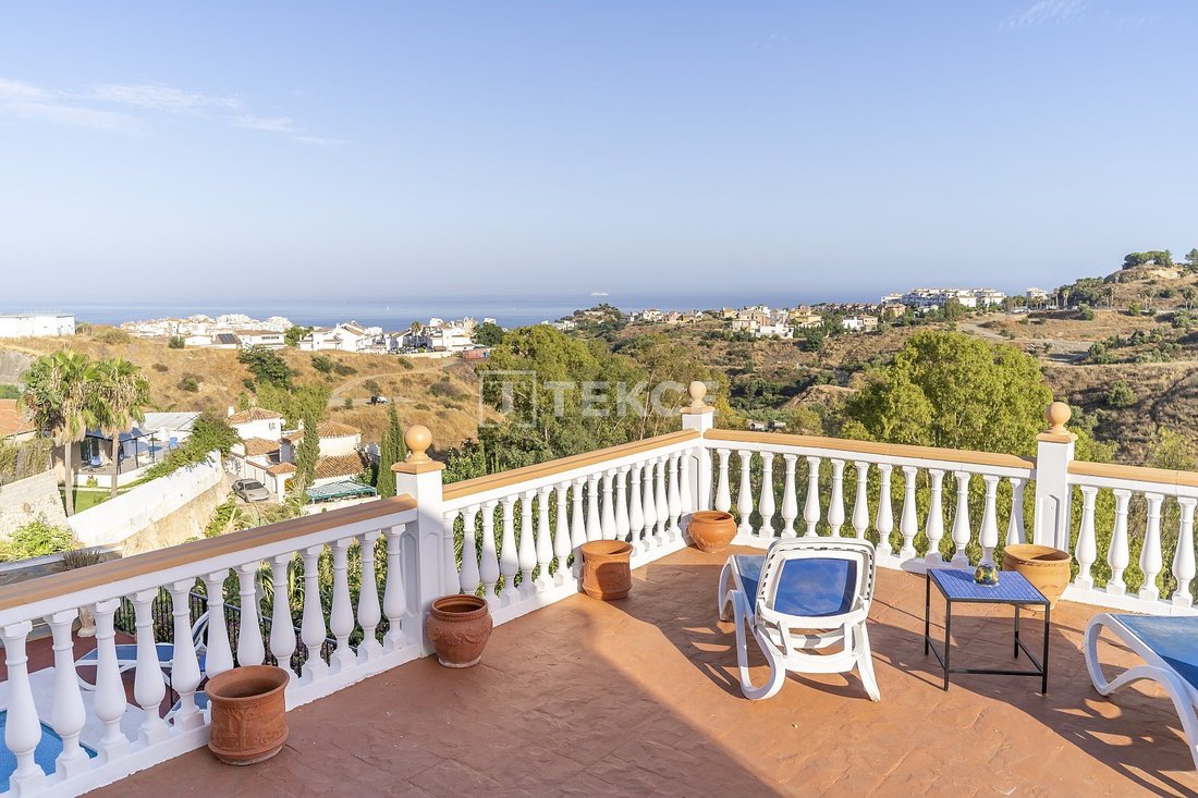 Villa in Benalmadena, Andalusia, Spain 1 - 16268941