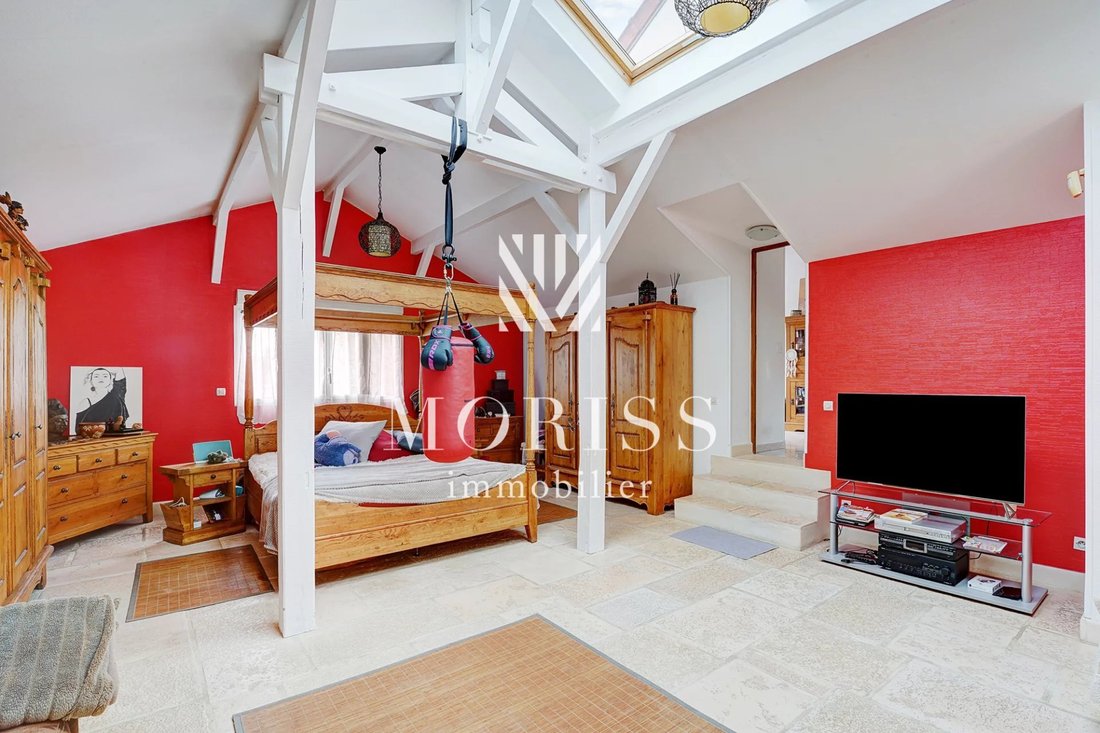 House in Neuilly-sur-Marne, Ile-de-France, France 3 - 16253001