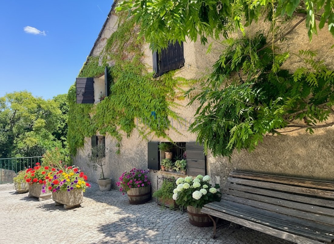 House in Tourtour, Provence-Alpes-Côte d'Azur, France 1 - 16268412
