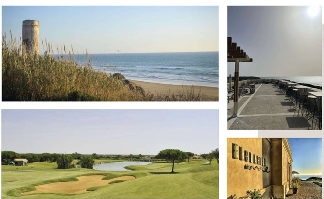 Villa in Chiclana de la Frontera, Andalusia, Spain 3 - 12405936