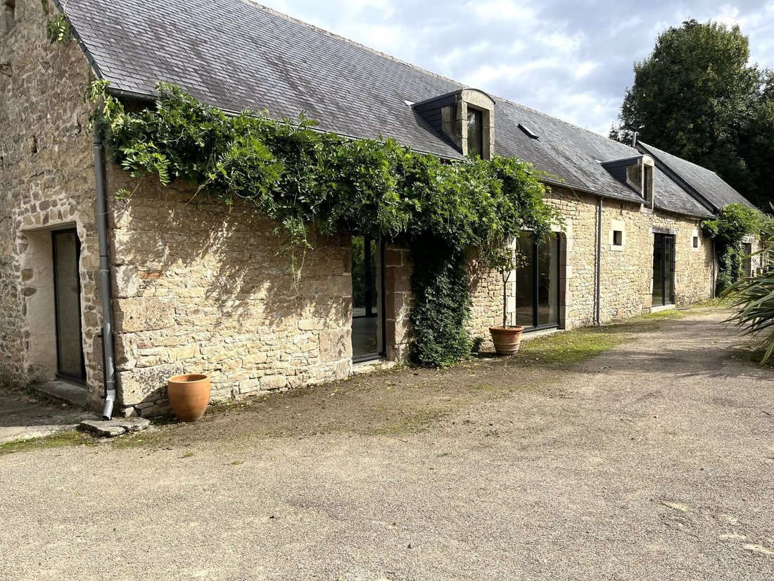 Estate in Plogastel-Saint-Germain, Brittany, France 5 - 16266150
