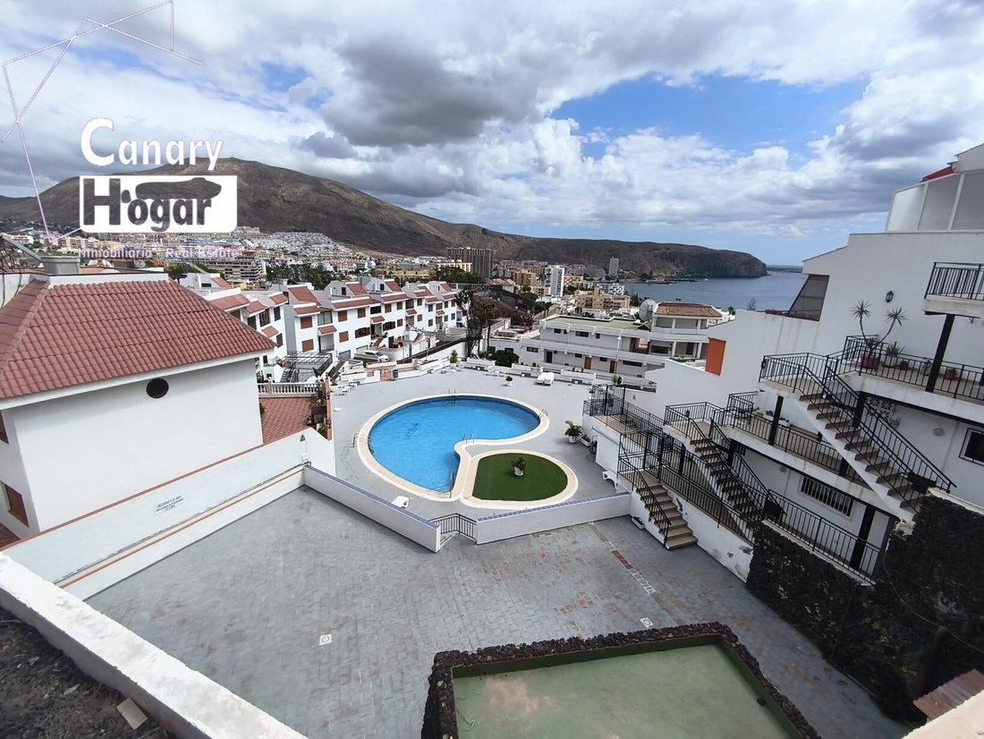 Apartment in Los Cristianos, Canary Islands, Spain 3 - 16276101
