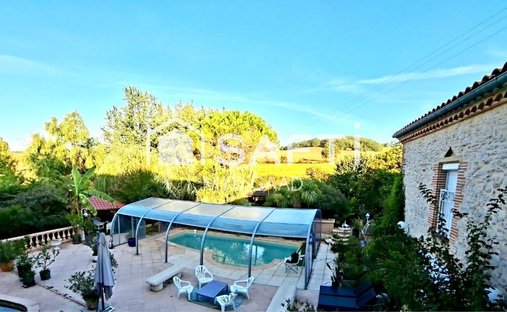 Elegant XI Xth Century Castle Beautiful Park Pool