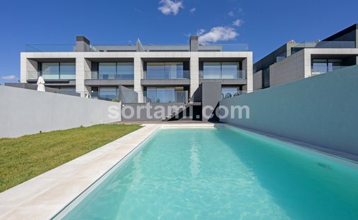 House in Canidelo, Porto District, Portugal 1