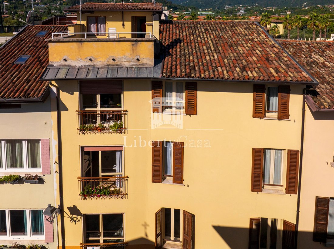 House in Salo, Lombardy, Italy 5 - 14817824