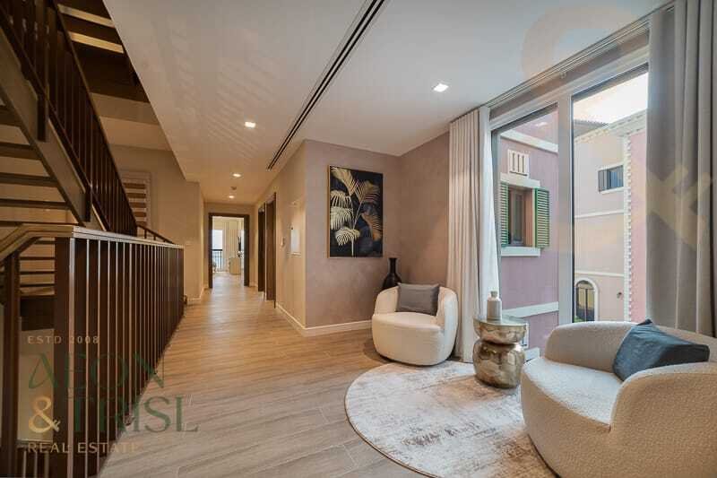 Villa in Jumeirah, Dubai, United Arab Emirates 2 - 16272502