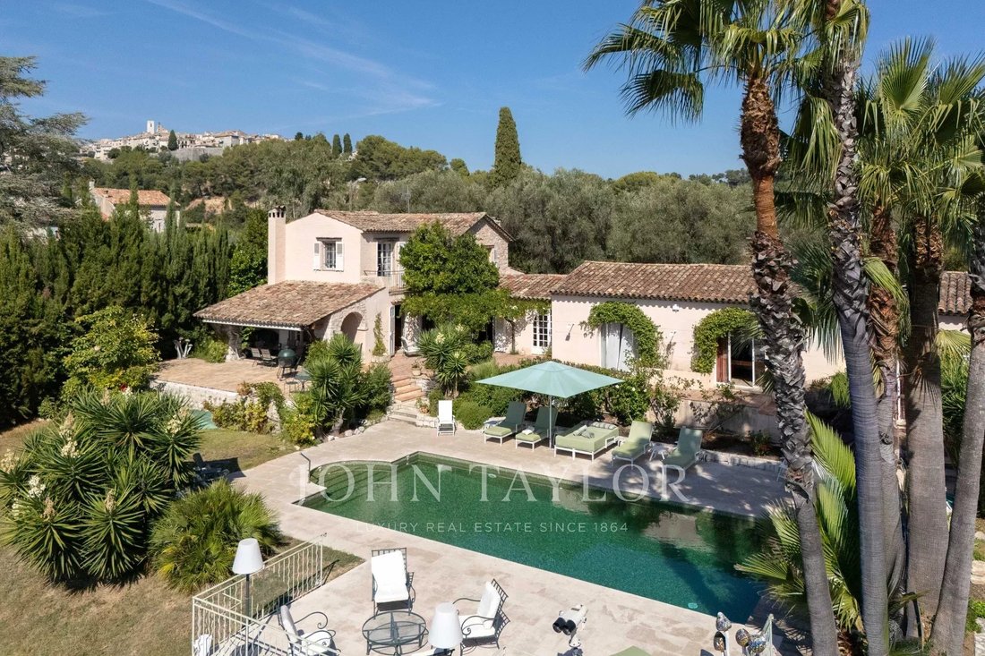 Haus in Saint-Paul-de-Vence, Provence-Alpes-Côte d'Azur, Frankreich 1 - 16273321