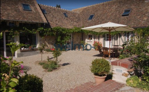 House in La Croix-Saint-Leufroy, Clef-Vallee-d'Eure, France 1