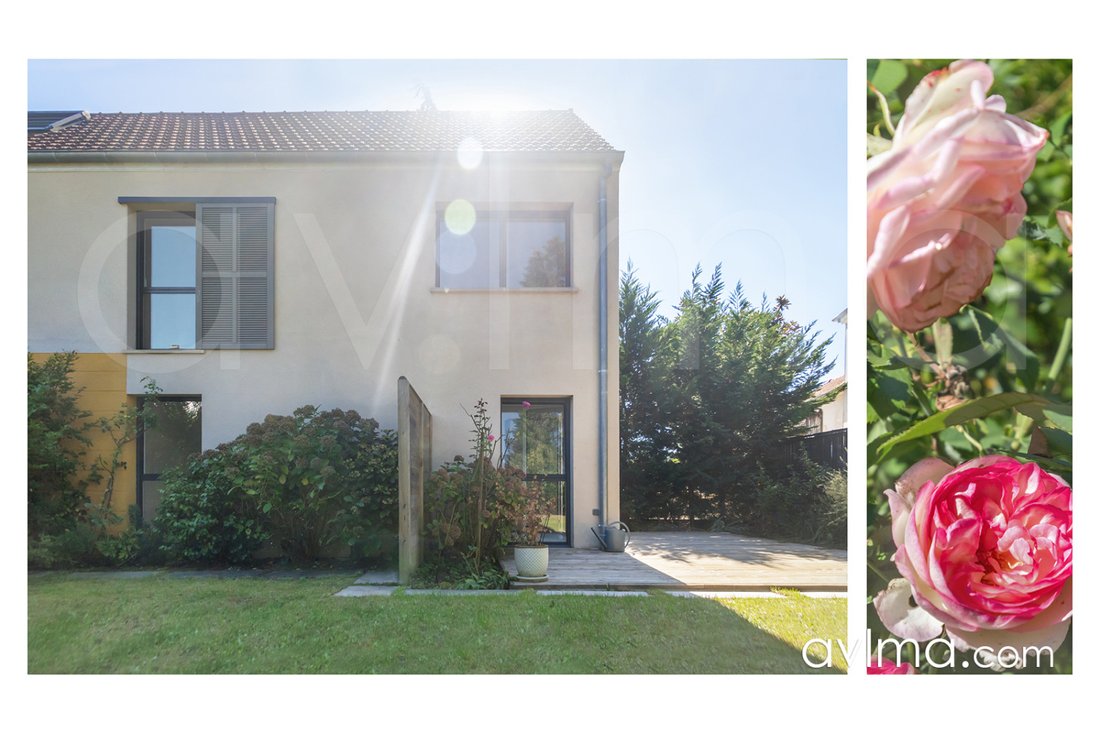 House in Feucherolles, Ile-de-France, France 1 - 16275360