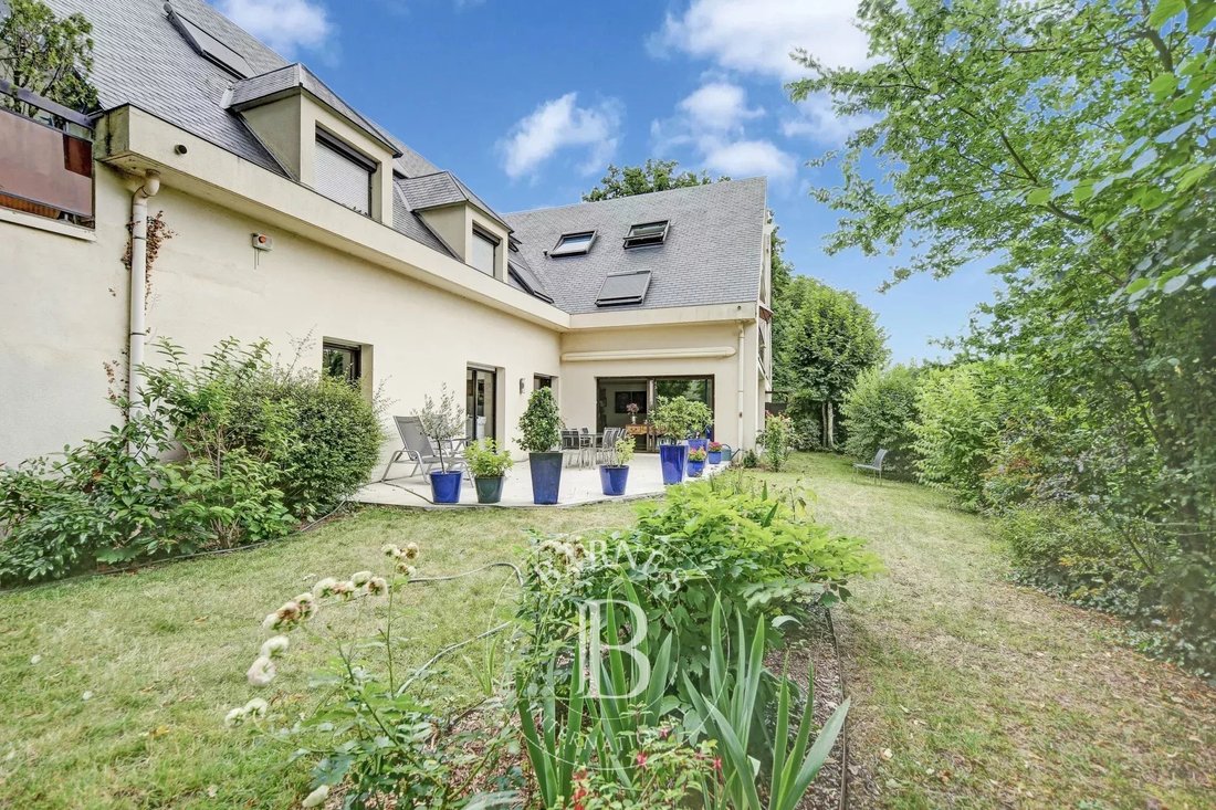 Apartment in Jouy Centre-Petit Jouy, Jouy-en-Josas, France 2 - 16265800
