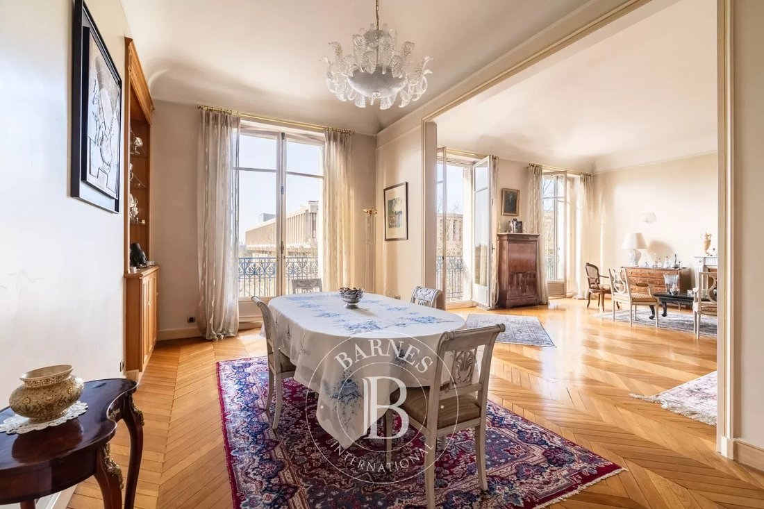 Apartment in Muette Nord, Paris 16e Arrondissement, Paris 5 - 16262878