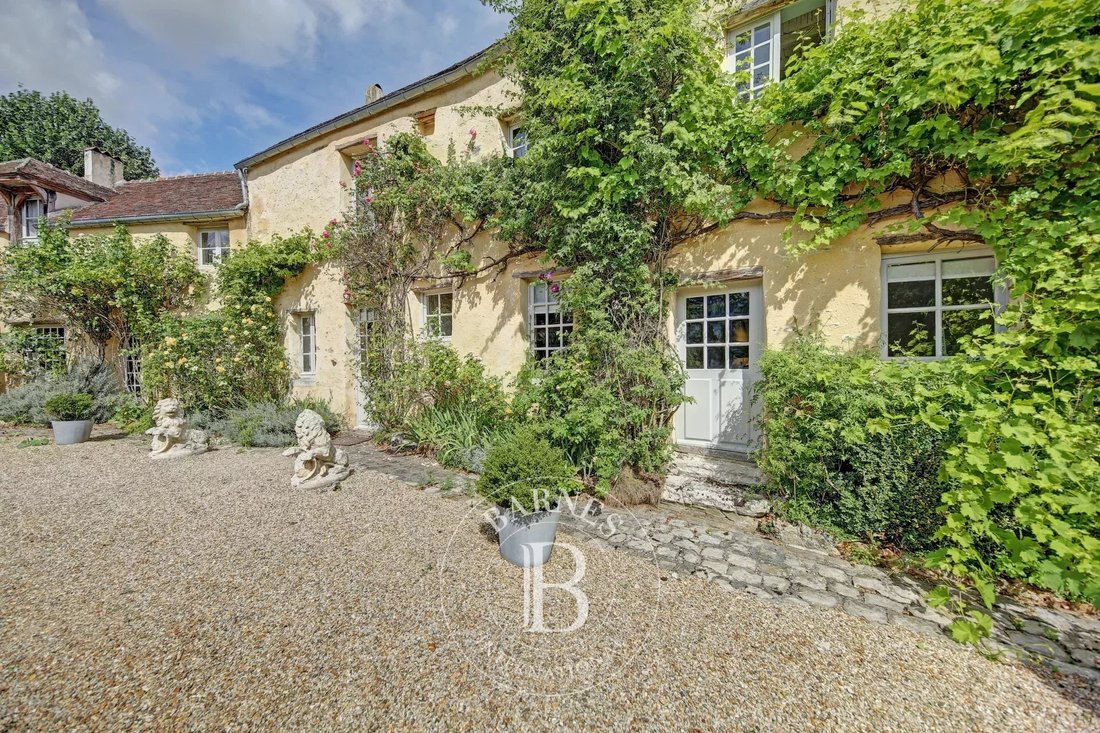House in Feucherolles, Ile-de-France, France 1 - 16266212
