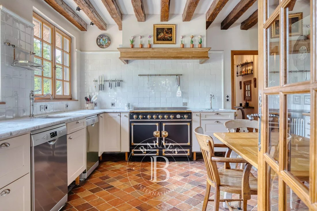 Estate in Saint-Pierre-de-Cormeilles, Normandy, France 5 - 16263402