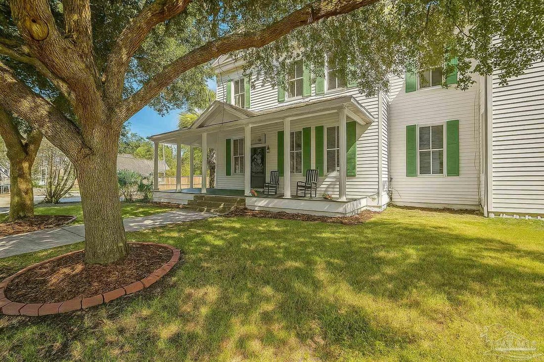 House in Pensacola, Florida, United States 1 - 16005699
