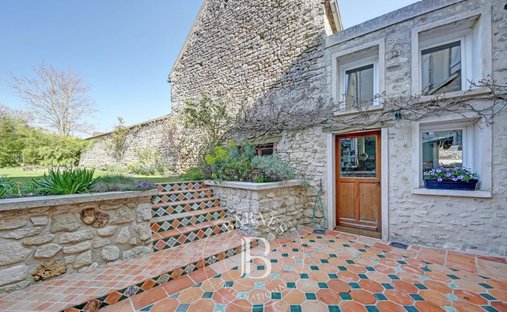 House in Crespieres, Ile-de-France, France 1