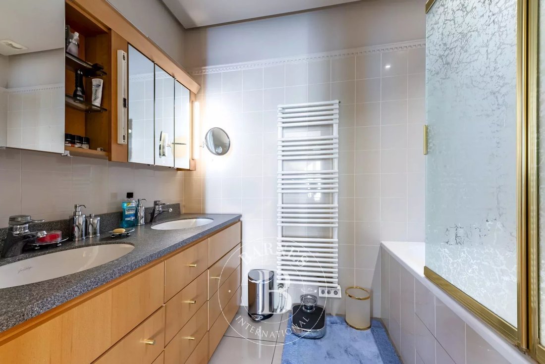 Apartment in Ternes-Maillot, Paris 17e Arrondissement, Paris 5 - 16266029