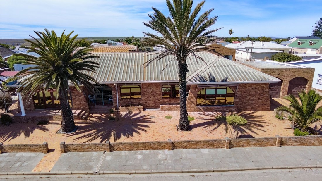 House in Lambert's Bay, Western Cape, South Africa 3 - 16267158
