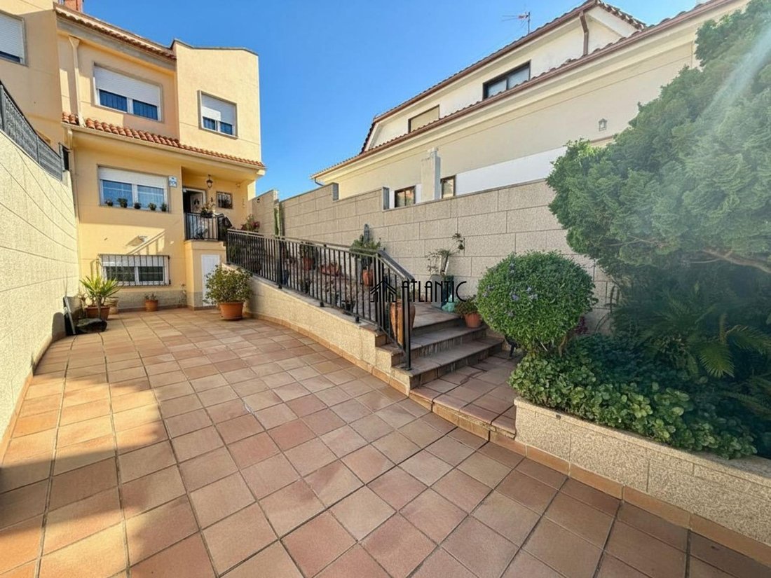 House in Lavadores, Vigo, Spain 2 - 16273411