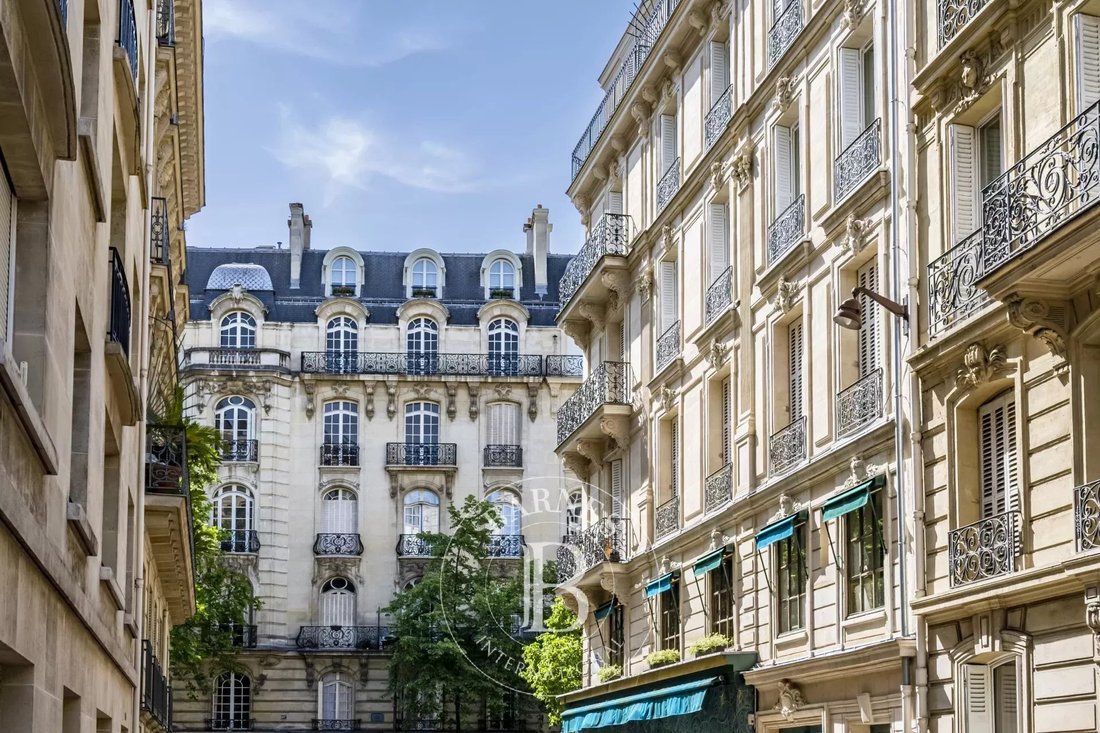 Apartment in Ternes-Maillot, Paris 17e Arrondissement, Paris 1 - 16266029