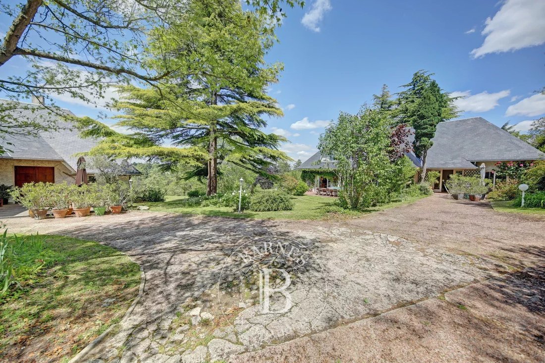 House in Villepreux, Ile-de-France, France 1 - 16265485