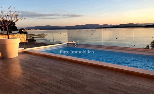 Wohnung in Murter, Gespanschaft Šibenik-Knin, Kroatien 1