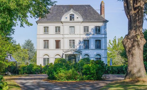 Haus in Saint-Gatien-des-Bois, Normandie, Frankreich 1