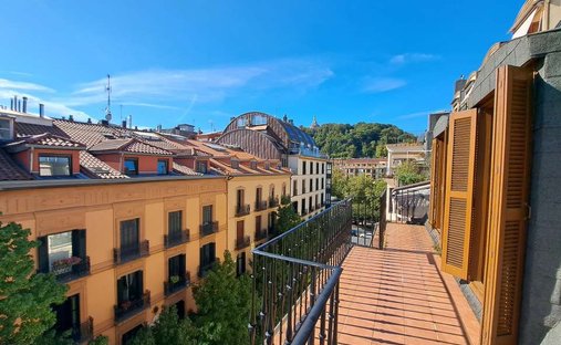 Wohnung in Centro, Donostia-San Sebastián, Spanien 1