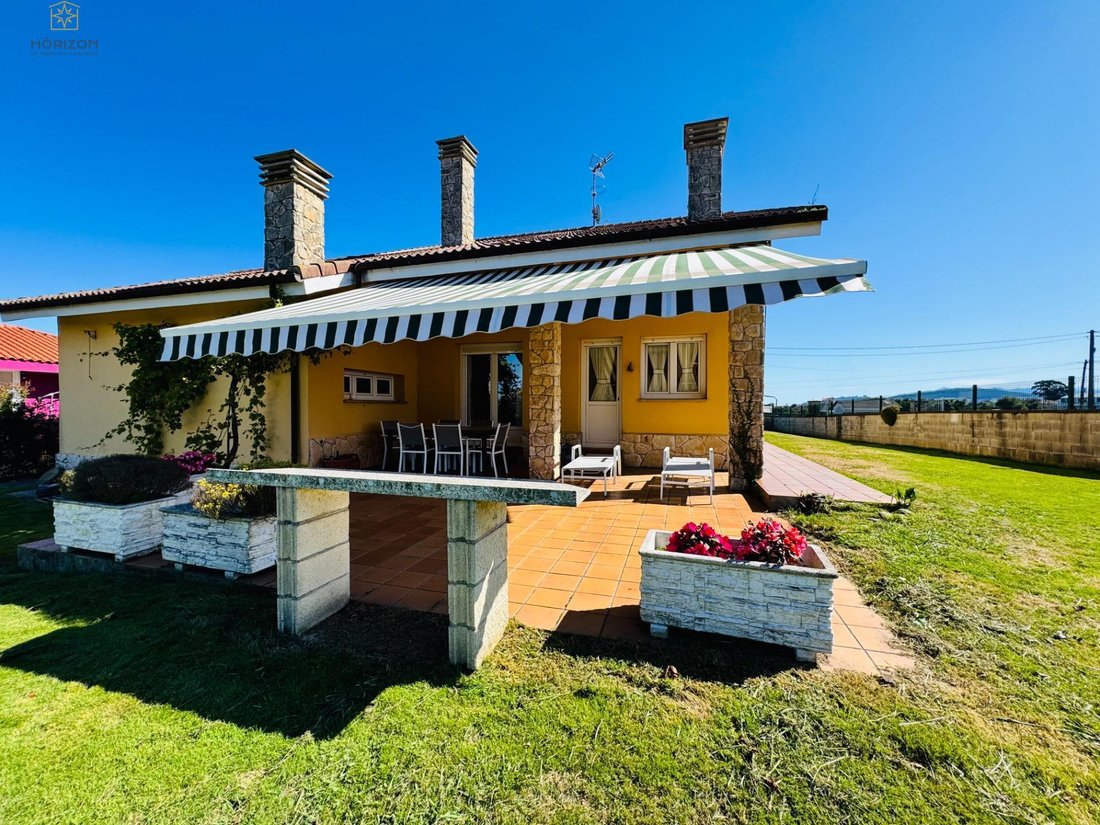 Villa in Villaviciosa, Asturias, Spain 1 - 16276179