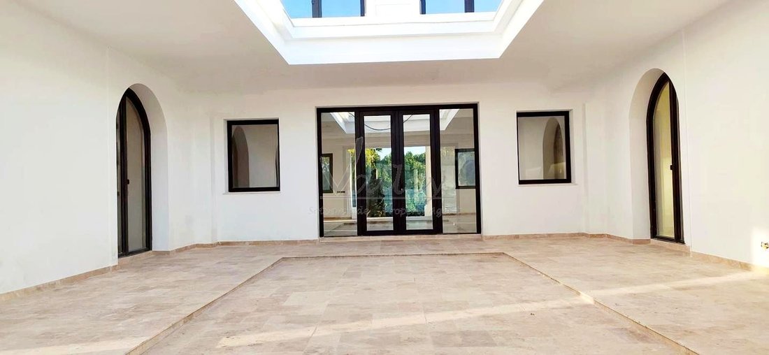 Estate in Sotogrande, San Roque, Andalusia 1 - 16264045