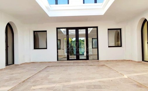 Estate in Sotogrande, San Roque, Andalusia 1