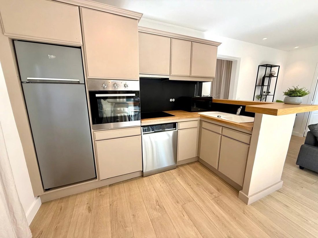 Apartment in Ville-Les Saquedes-Le Bouillonnet, Sainte-Maxime, France 4 - 14086054