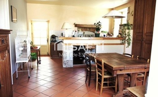 Elegant 18th Century Manor With Towers In The Heart Of Gascony