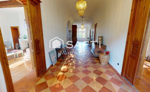 Castle for Sale in Casteljaloux, Nouvelle-Aquitaine, France