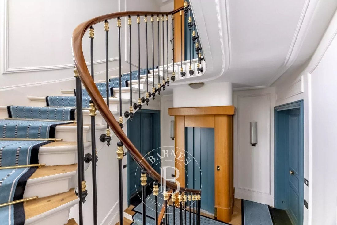 Apartment in Ternes-Maillot, Paris 17e Arrondissement, Paris 2 - 16266029