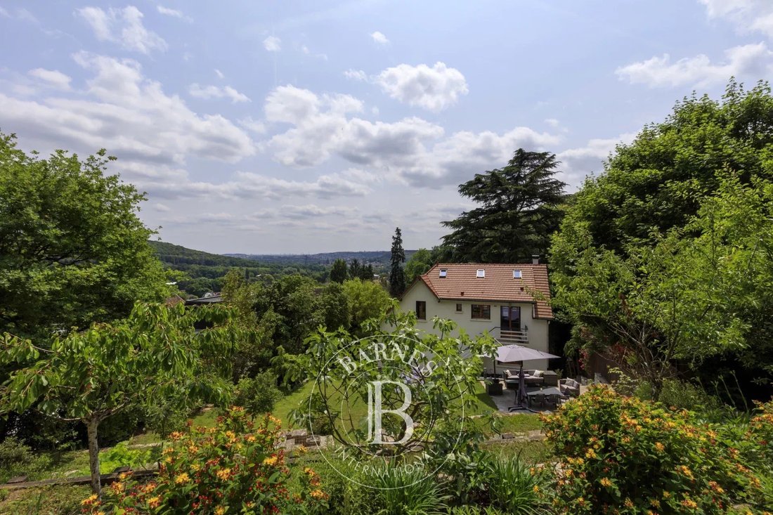 House in Bièvres, Ile-de-France, France 2 - 16265853